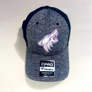 Fanatics NHL Arizona Coyotes ‘Hockey Fights Cancer’ Flex Fit Medium/Large Hat